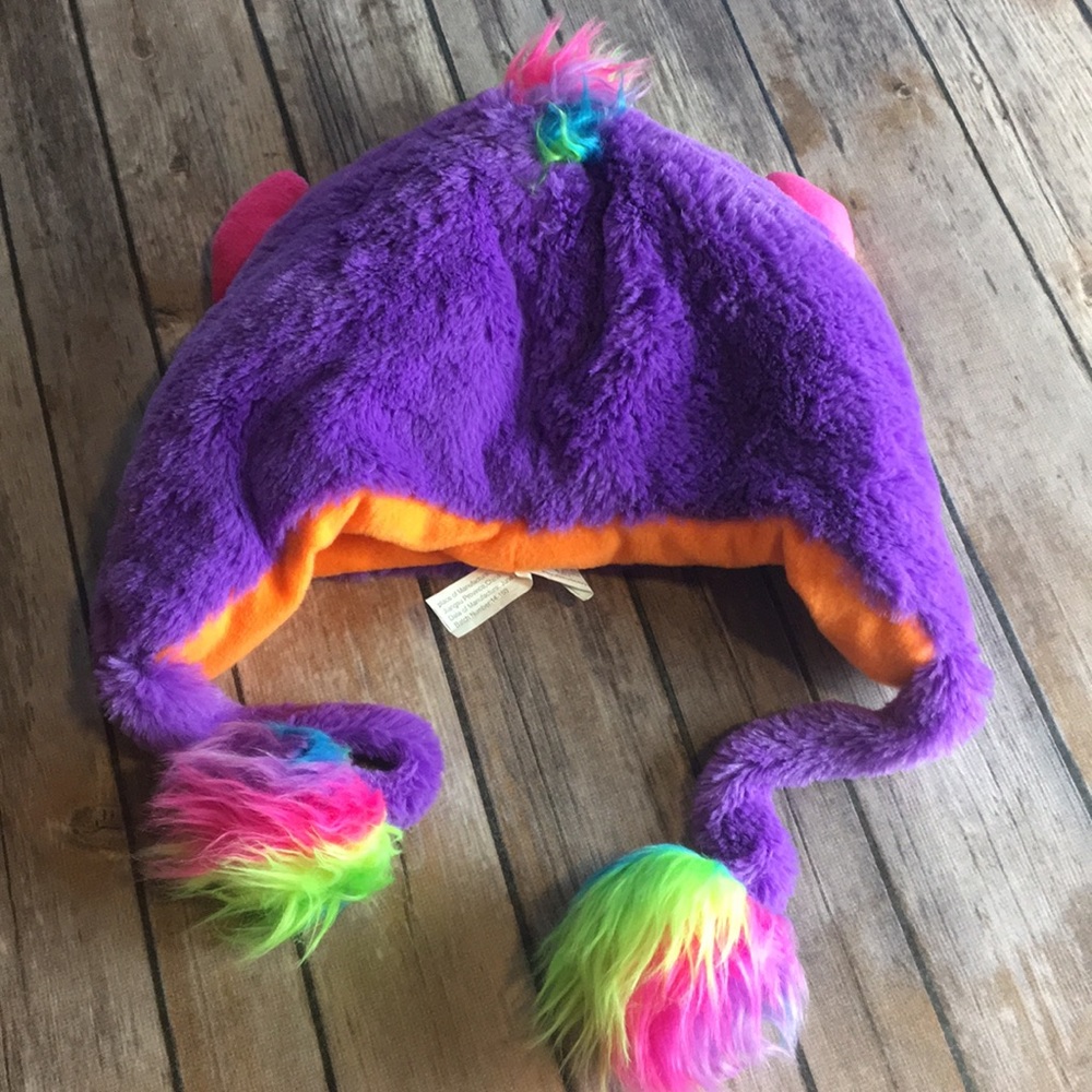 MONSTER POM POM RAVE HAT_4
